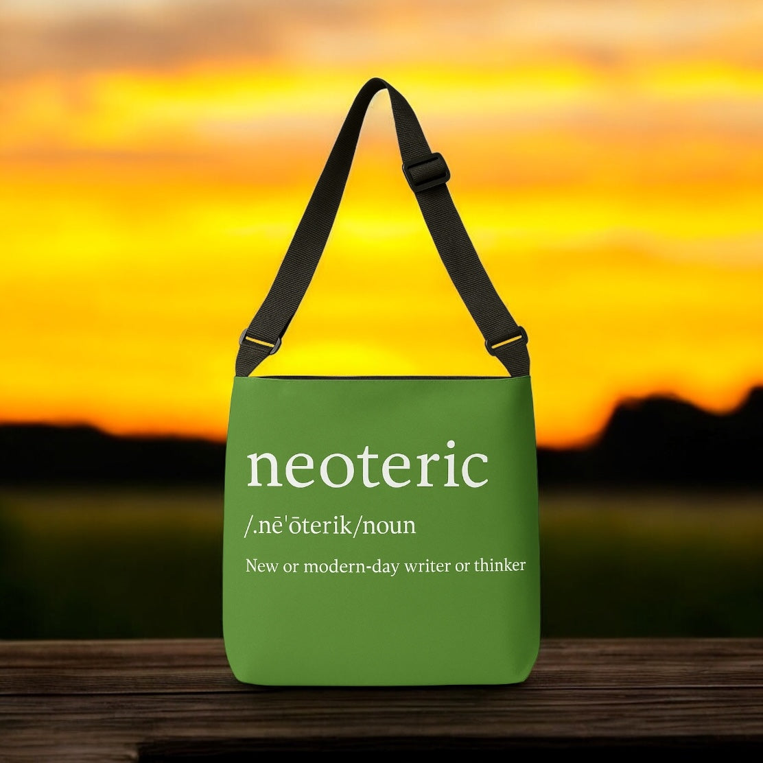 Neoteric Adjustable Tote Bag (Green Apple)